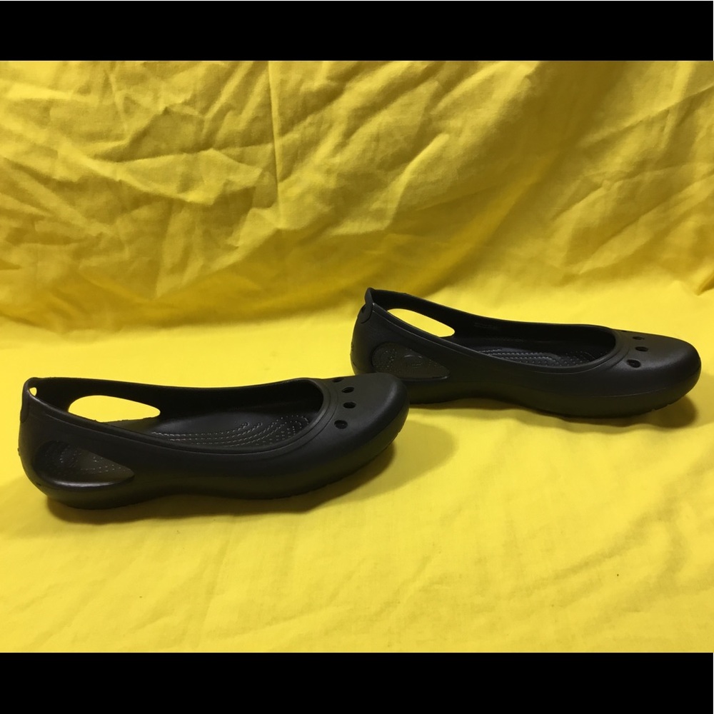Cross Women’s Black Slip On’s SZ 10 gently used - Picture 4 of 7